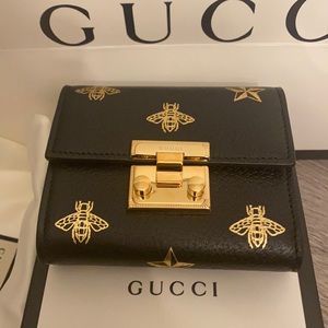 🆕Gucci Calfskin Bee Star Print Padlock Wallet Black 453155 DJ2KG